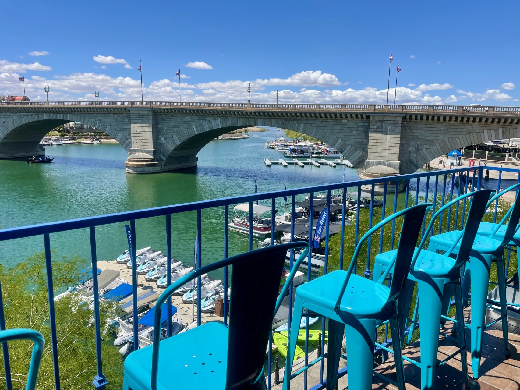 Roxy's Beach Bar & Cafe | Lake Havasu City